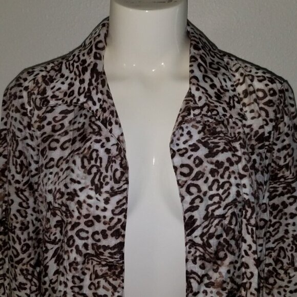 Chico's Leopard Print Shirt Top Cardigan Size 0 Open Front 3/4 Sleeves Cheetah - Picture 2 of 7
